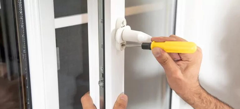 Casement Window Handle Replacement in Princeton, FL