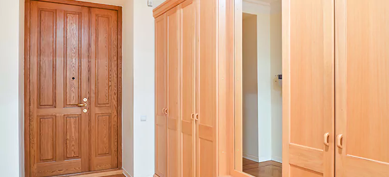 Prehung Wood Interior Doors in Princeton, FL